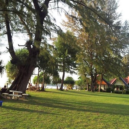 Klongdao Beach Resort Ko Lanta Kültér fotó