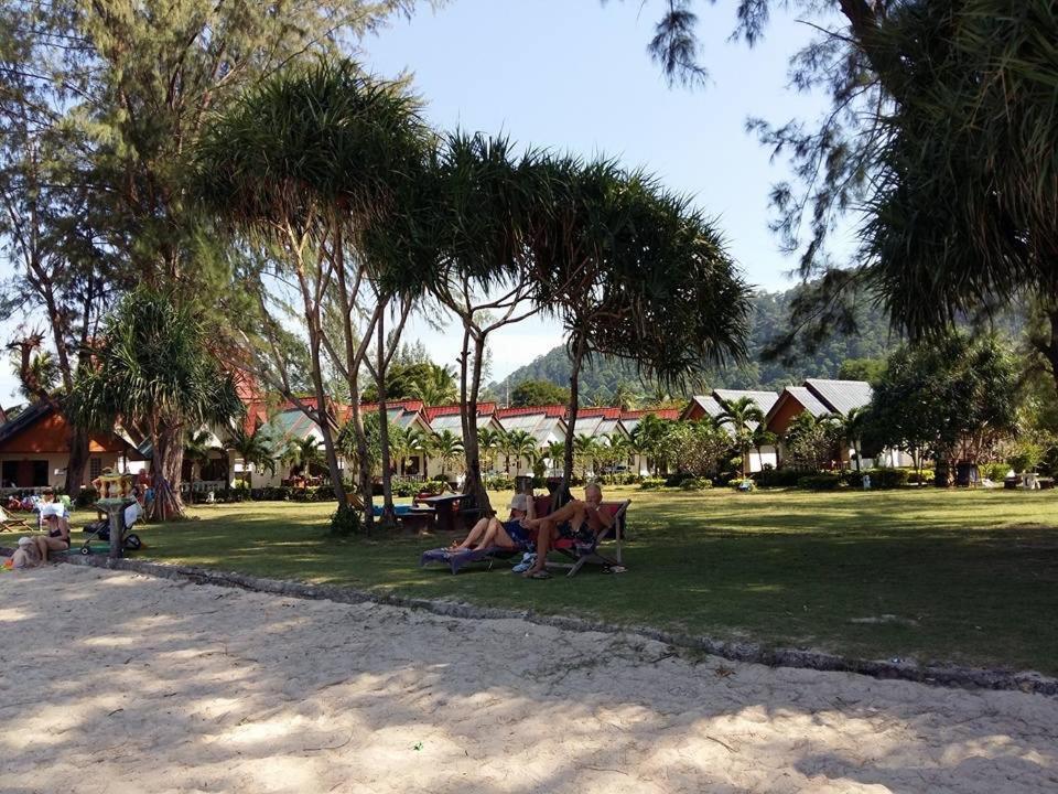Klongdao Beach Resort Ko Lanta Kültér fotó