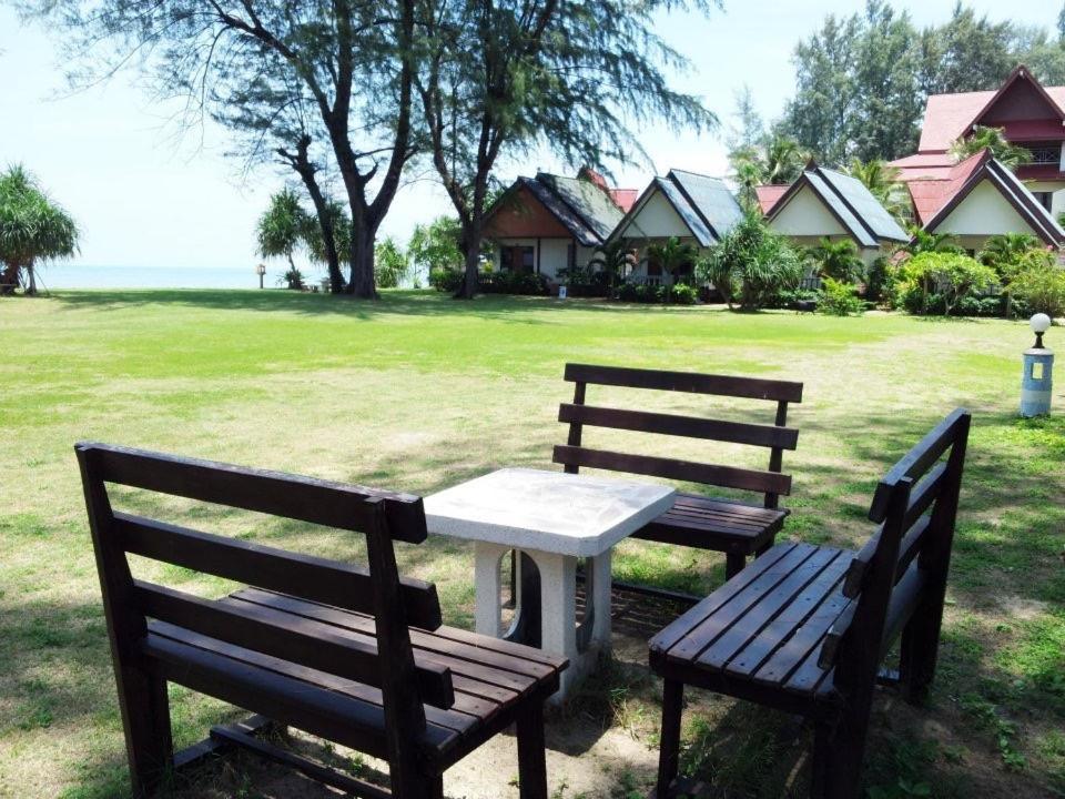 Klongdao Beach Resort Ko Lanta Kültér fotó