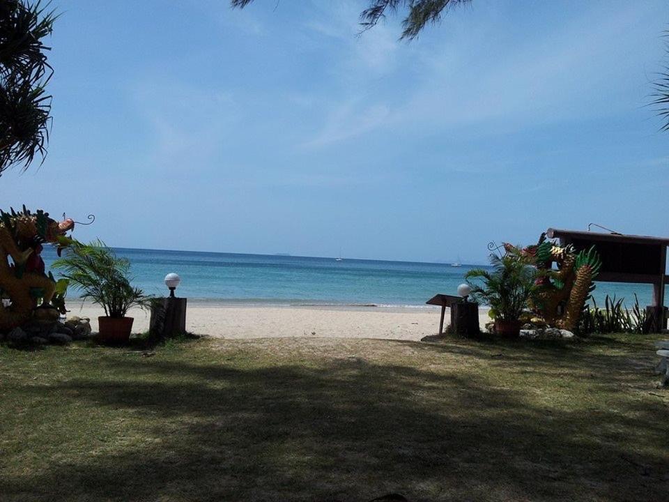 Klongdao Beach Resort Ko Lanta Kültér fotó