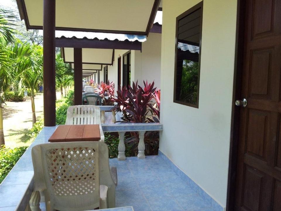 Klongdao Beach Resort Ko Lanta Kültér fotó