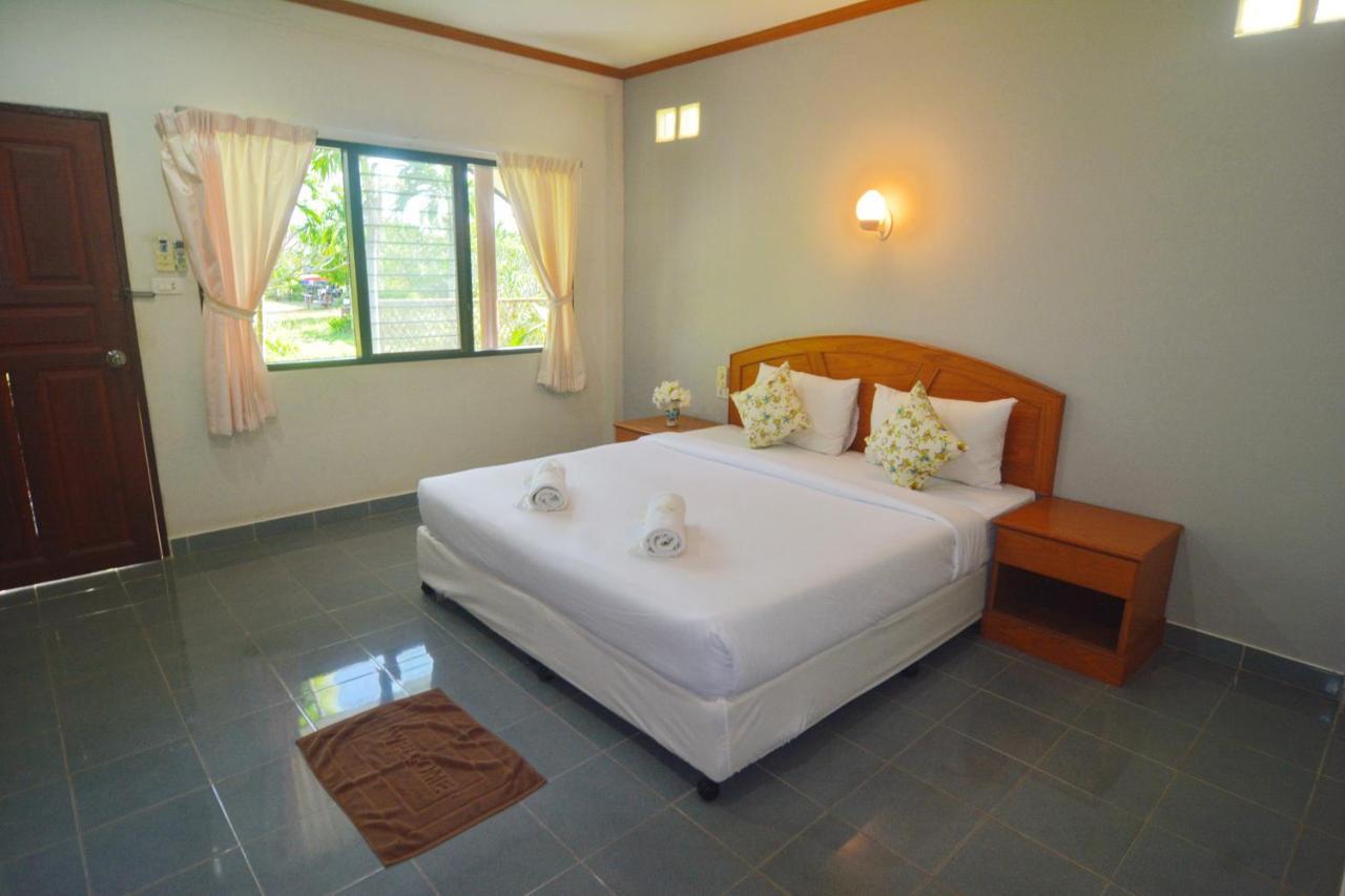 Klongdao Beach Resort Ko Lanta Kültér fotó